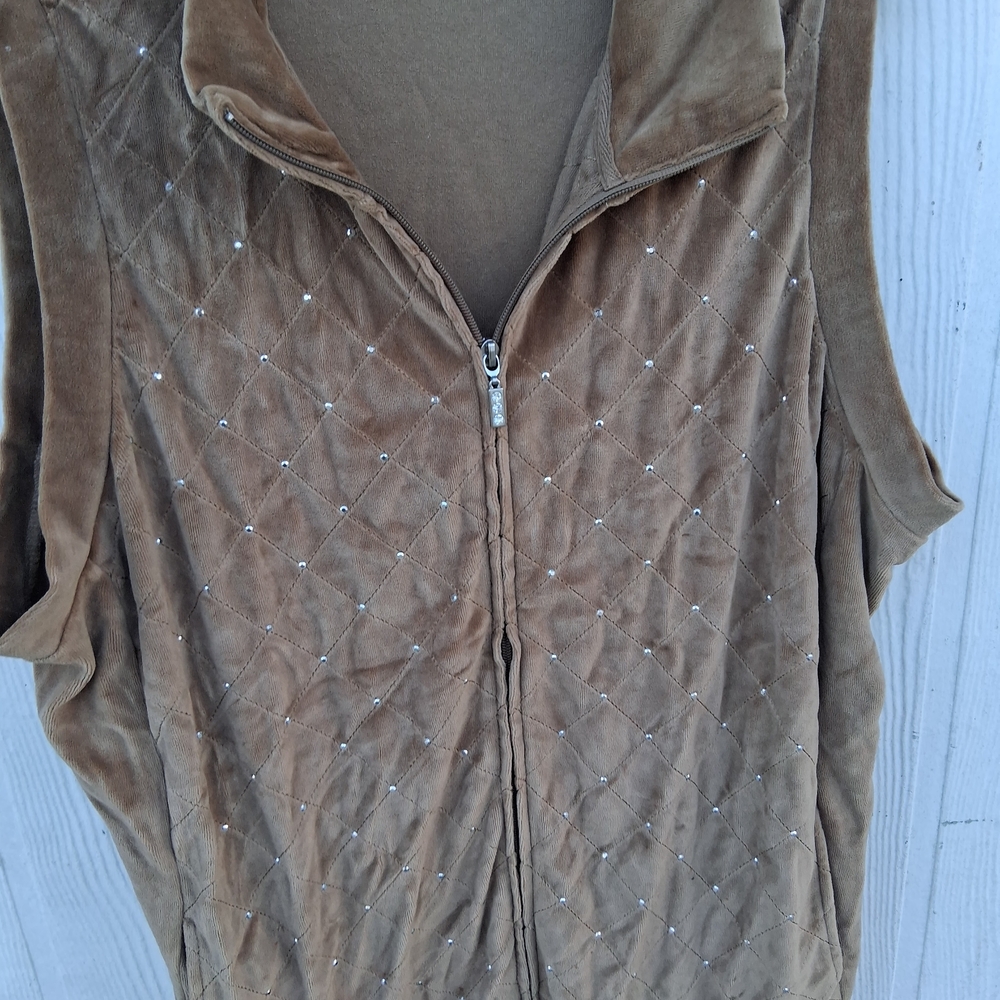 Quacker Factory Tan Top